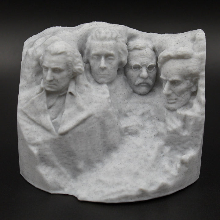 Mt Rushmore Statue