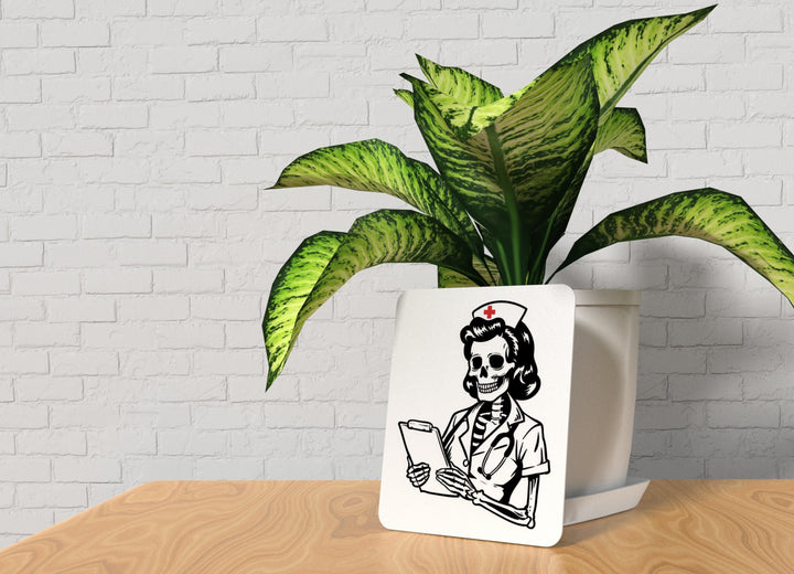Clipboard Queen | Funny Sign for Home or Office