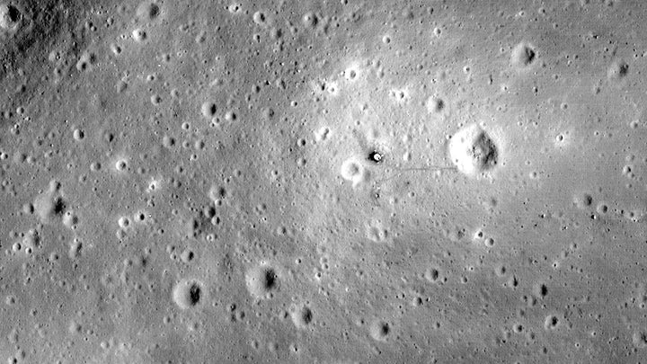 APOLLO 11 - The First Moon Landing Site - Accurate 3D Topographical Map