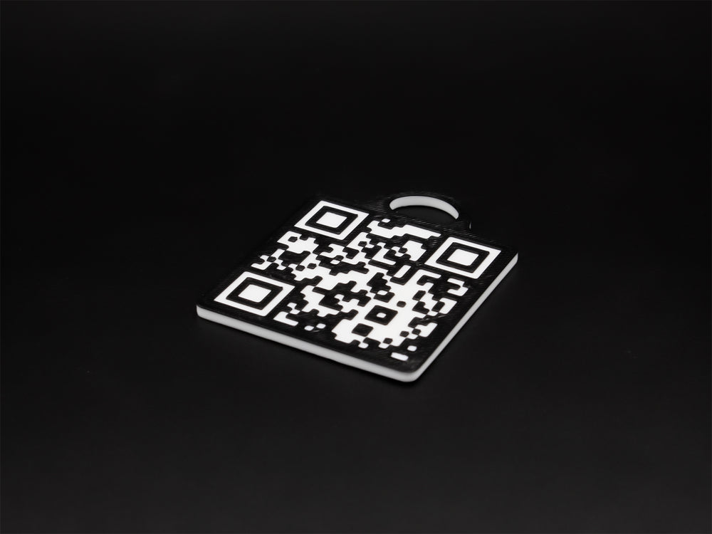 
  
  QR Code Keychain – Portable QR Display Keyring for Business & Personal Use
  
