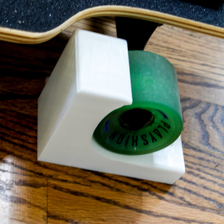 Skateboard Mount – Space-Saving Wall Holder